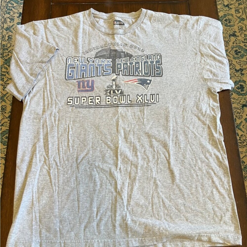 NFL Team Apparel Giants Patriots XLVI 2012 Super Bowl Short Sleeve T-Shirt XL